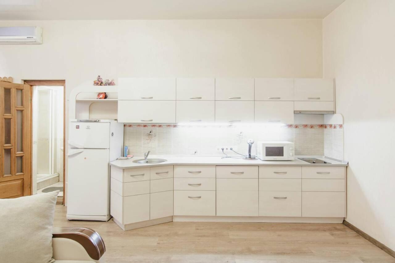 אודסה Deribas Apartments מראה חיצוני תמונה