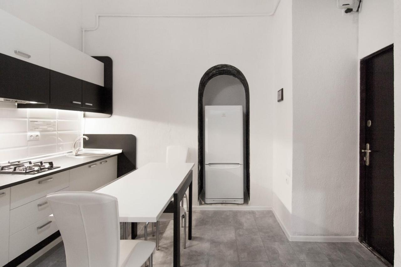 אודסה Deribas Apartments מראה חיצוני תמונה