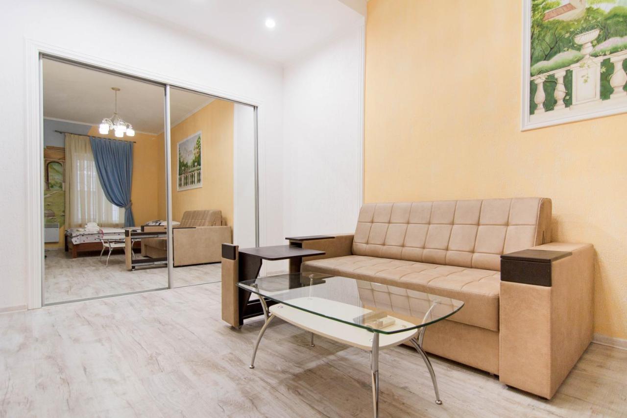 אודסה Deribas Apartments מראה חיצוני תמונה