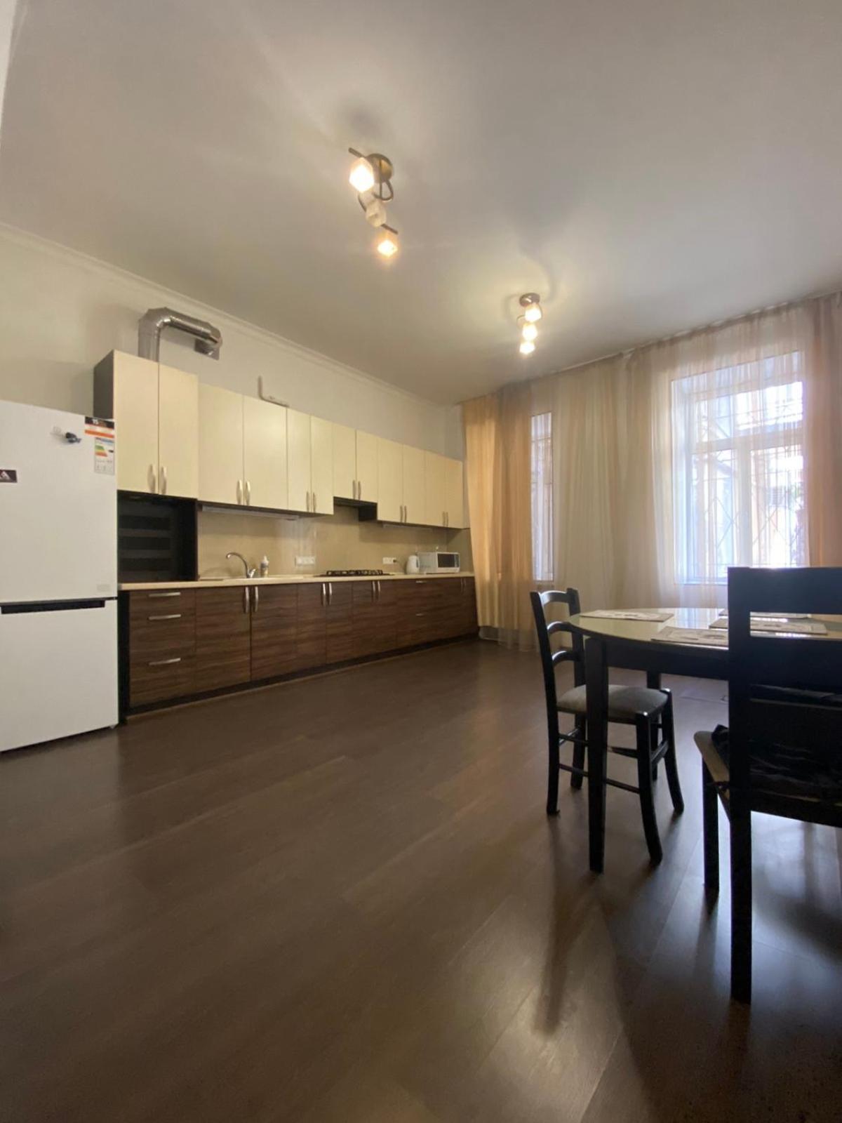 אודסה Deribas Apartments מראה חיצוני תמונה